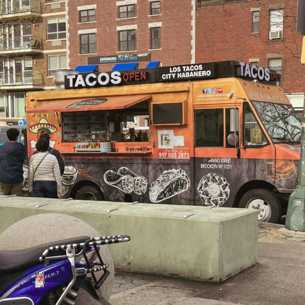 Los Tacos City Habanero Food Truck in LIC (Long Island City)